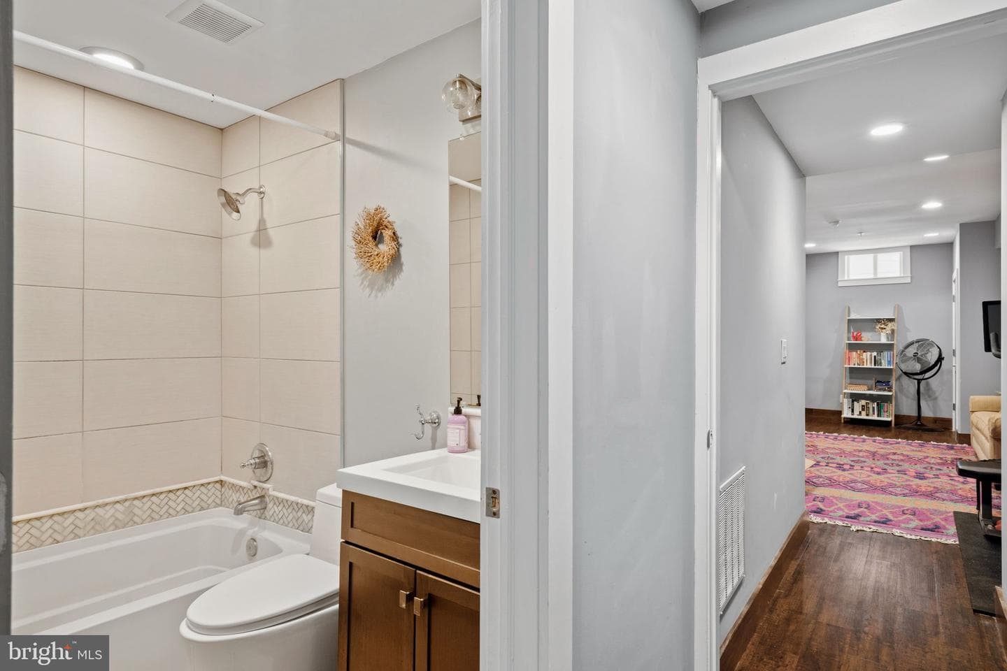 1023 Mt Vernon Street #1 photo 15