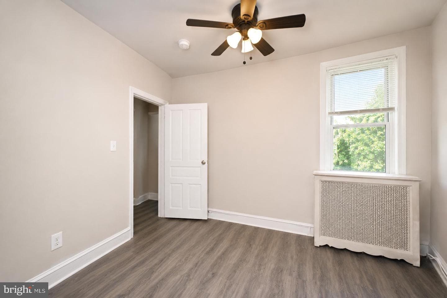 553 N Gross Street photo 14