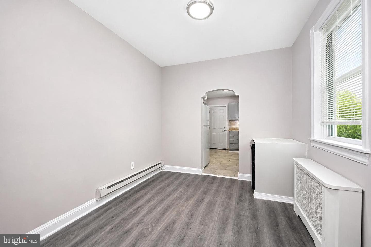 553 N Gross Street photo 4