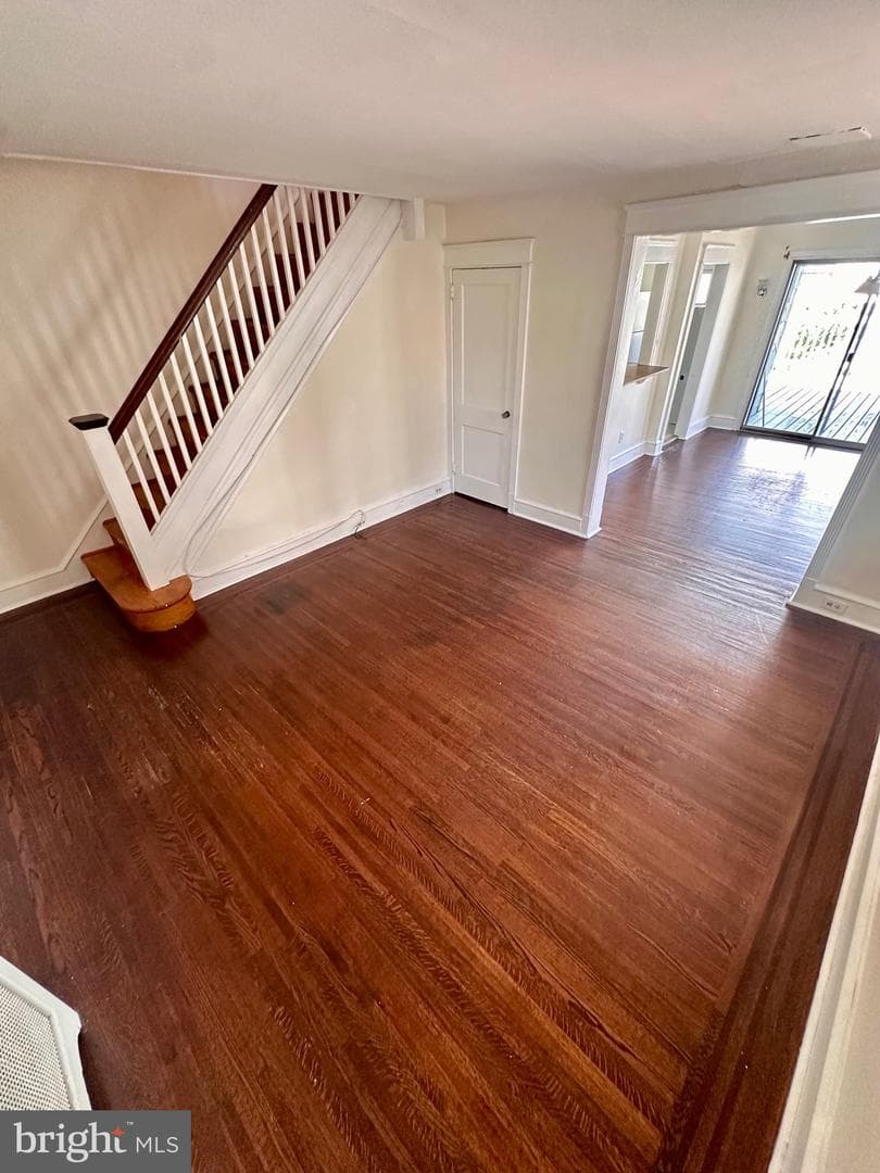 3411 Vaux Street photo 2