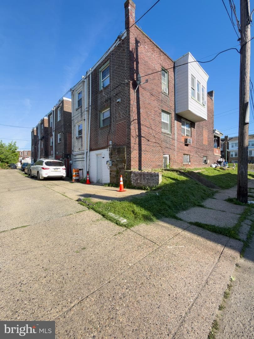1839 S 65th Street photo 17