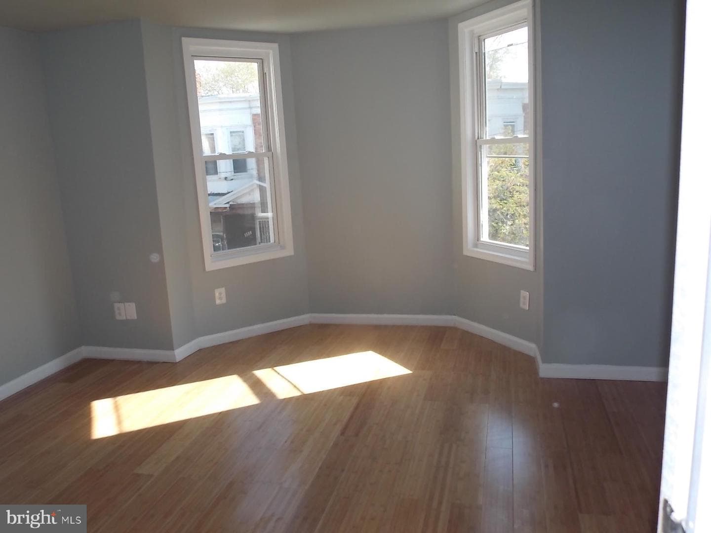 1536 S Wilton Street photo 11
