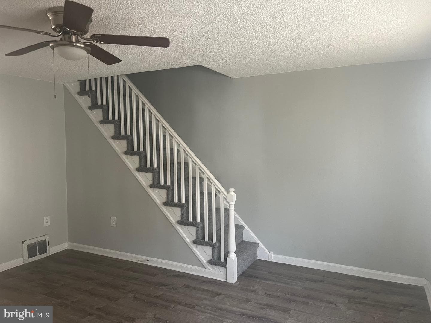 4559 Aldine Street photo 6