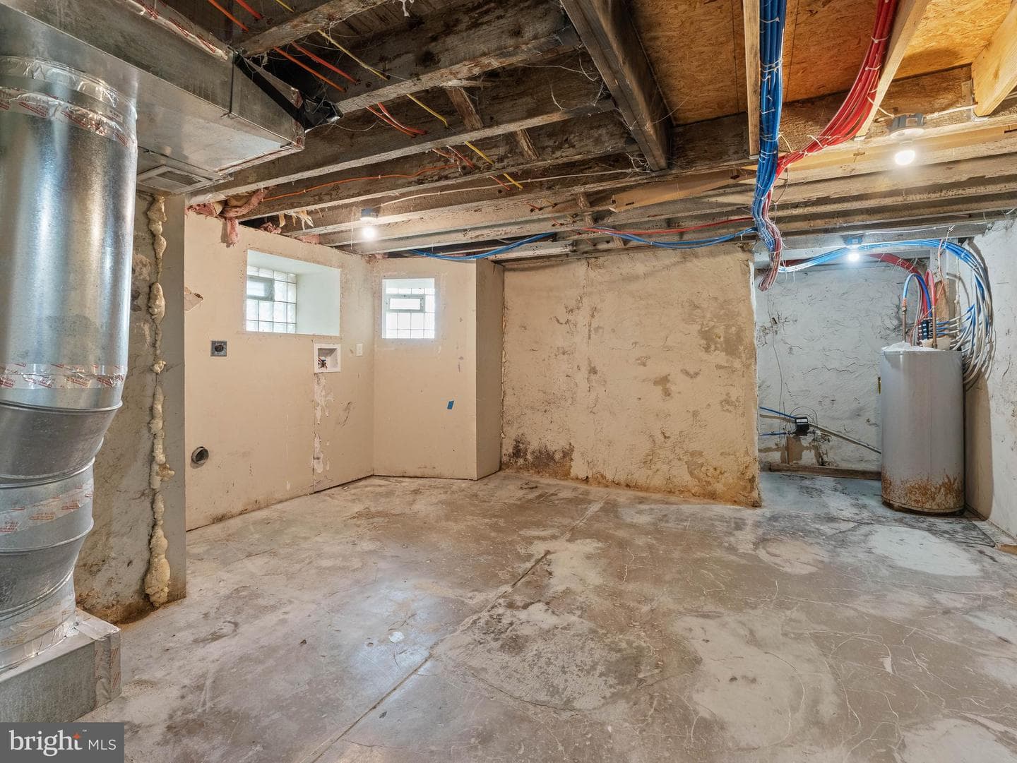 407 W Abbottsford Avenue photo 28