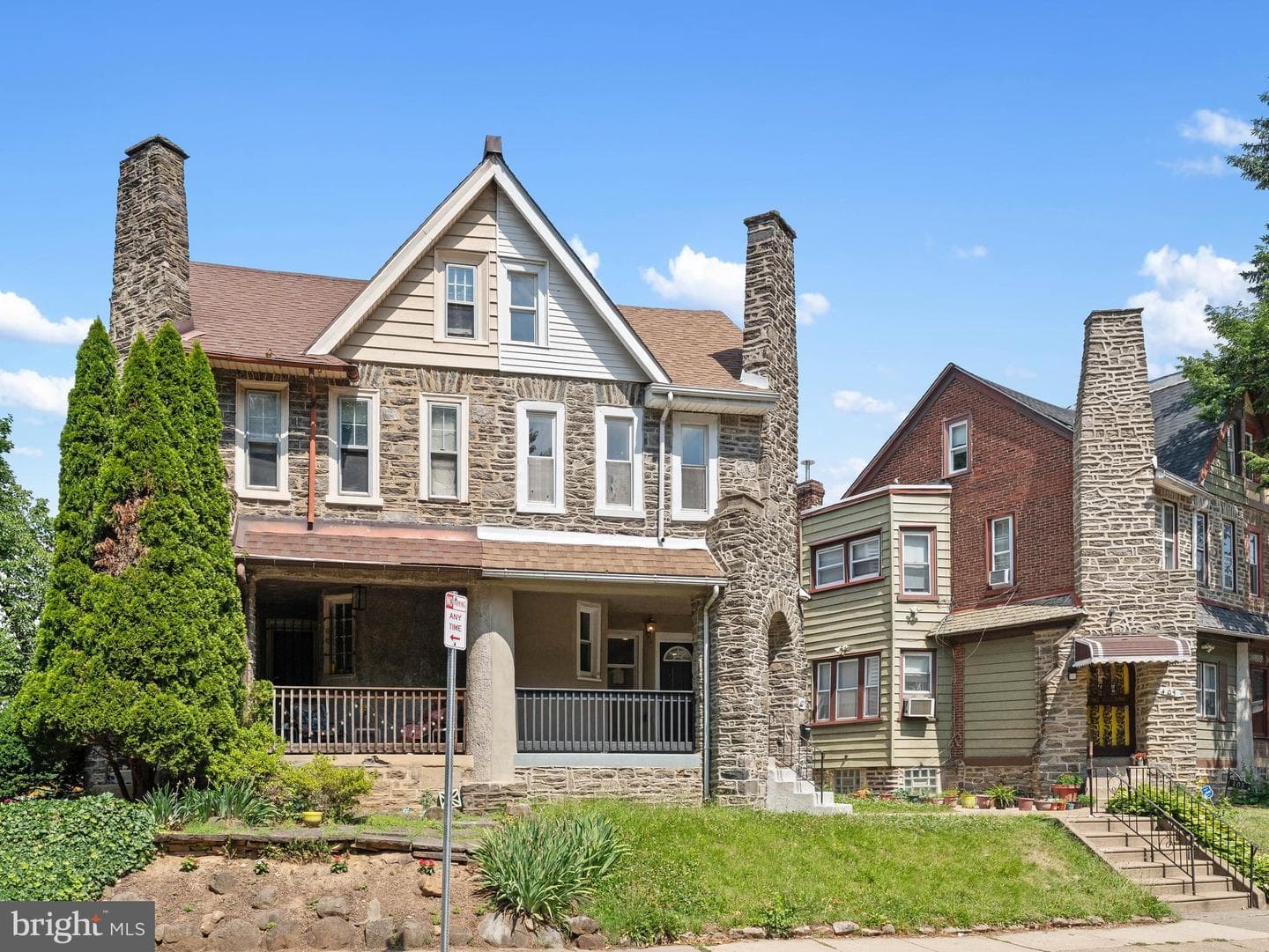 407 W Abbottsford Avenue photo 35