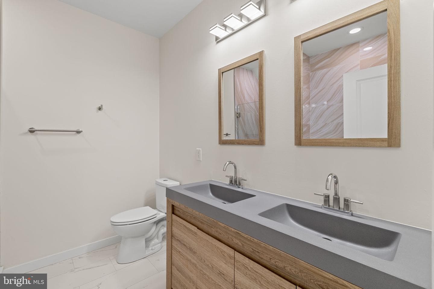 1814 N Marston Street photo 25