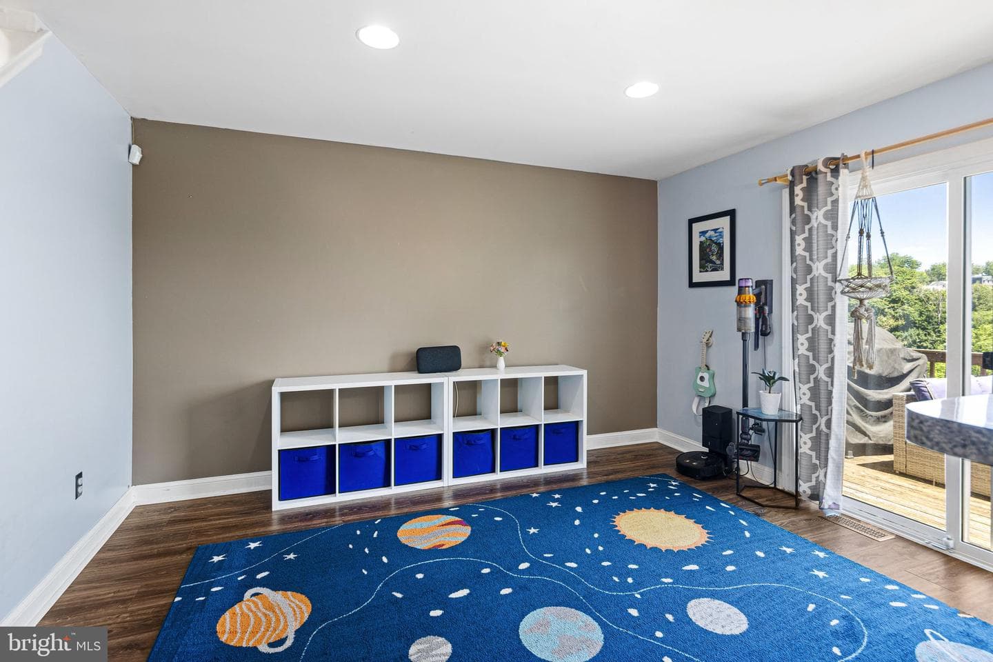 276 Ripka Street photo 10