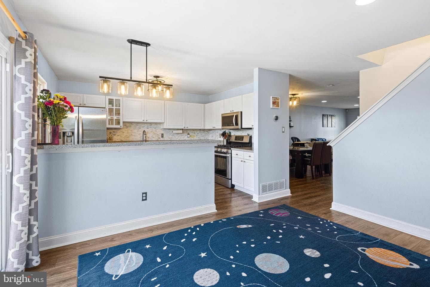 276 Ripka Street photo 11