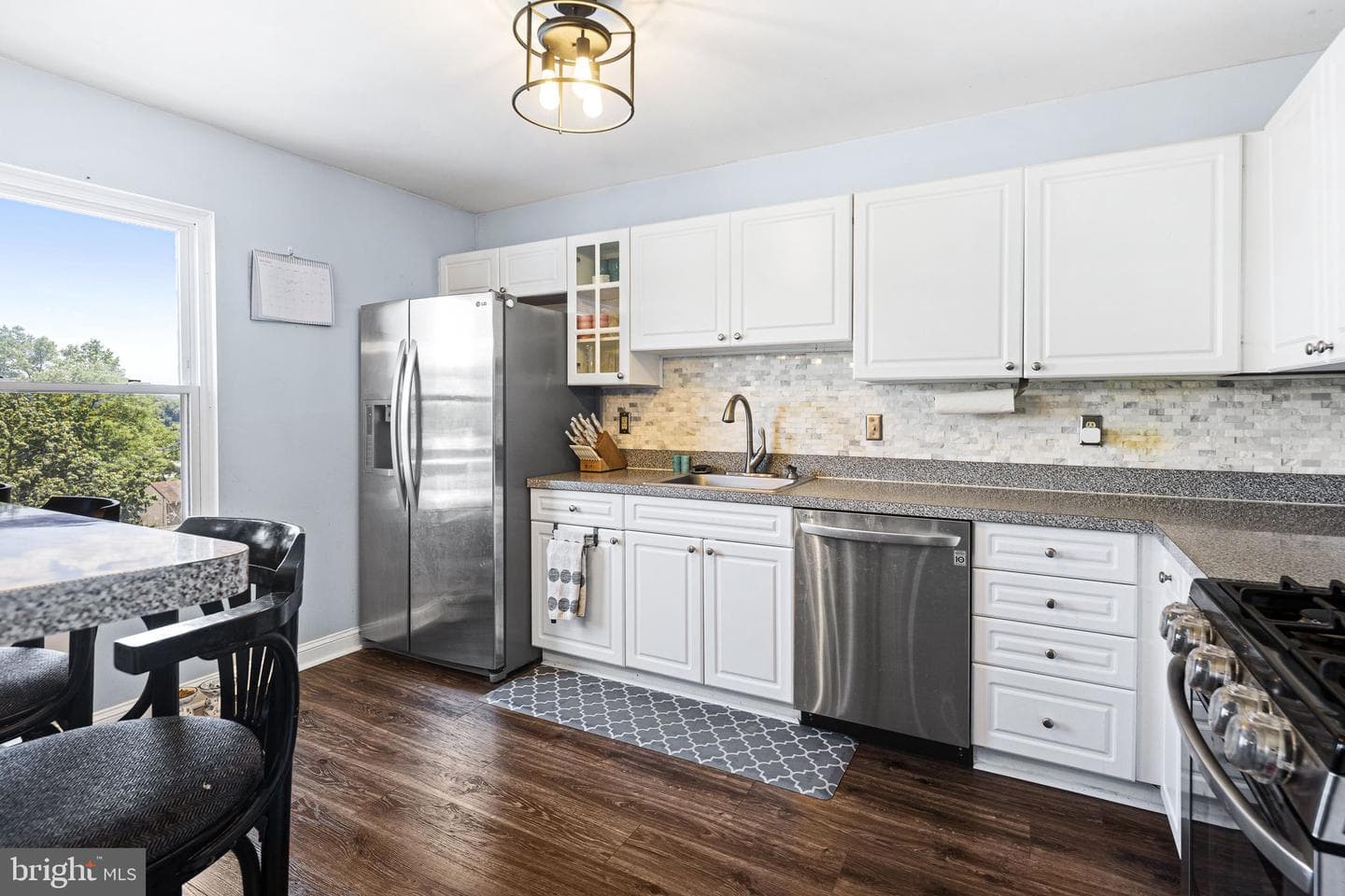 276 Ripka Street photo 14