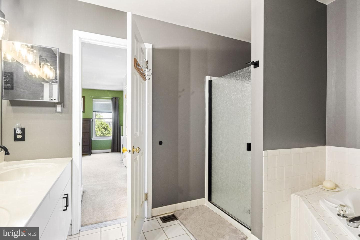 276 Ripka Street photo 22