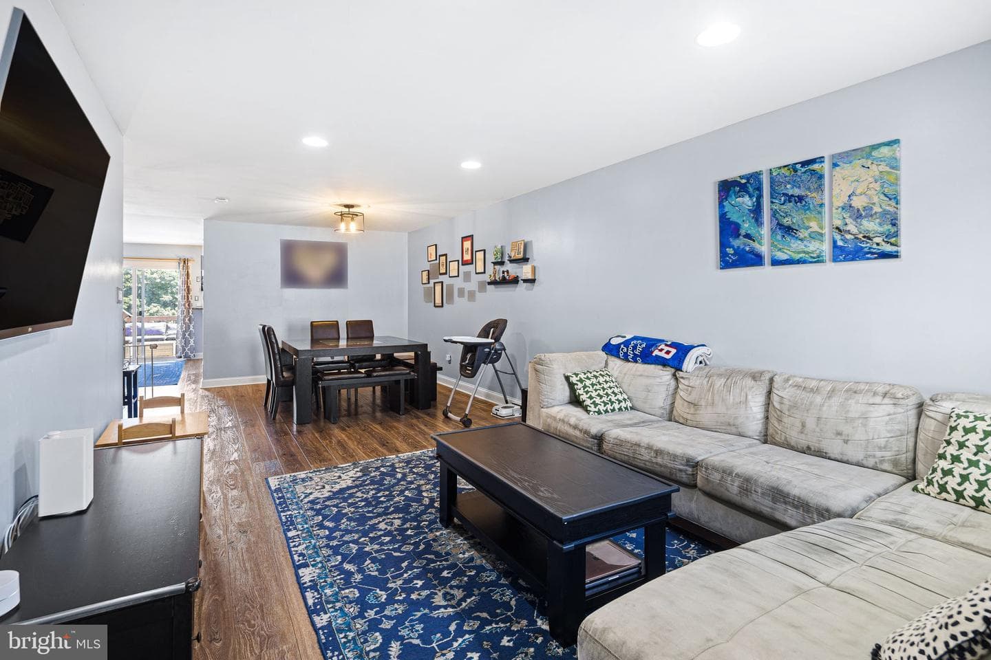 276 Ripka Street photo 4