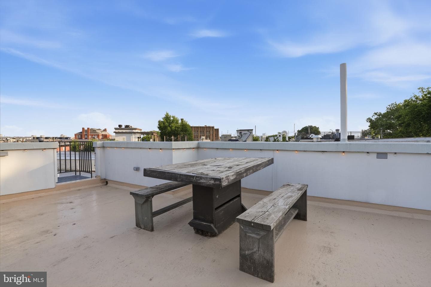 2407 Grays Ferry Avenue photo 42
