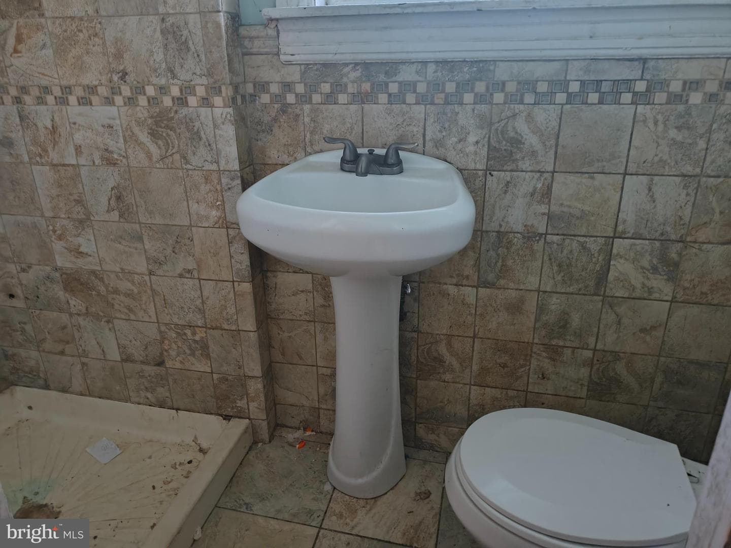 5239 Knox Street photo 7