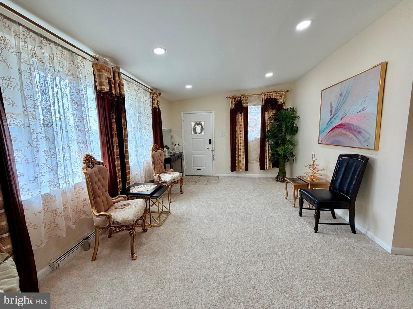 1437 Napfle Avenue photo 5