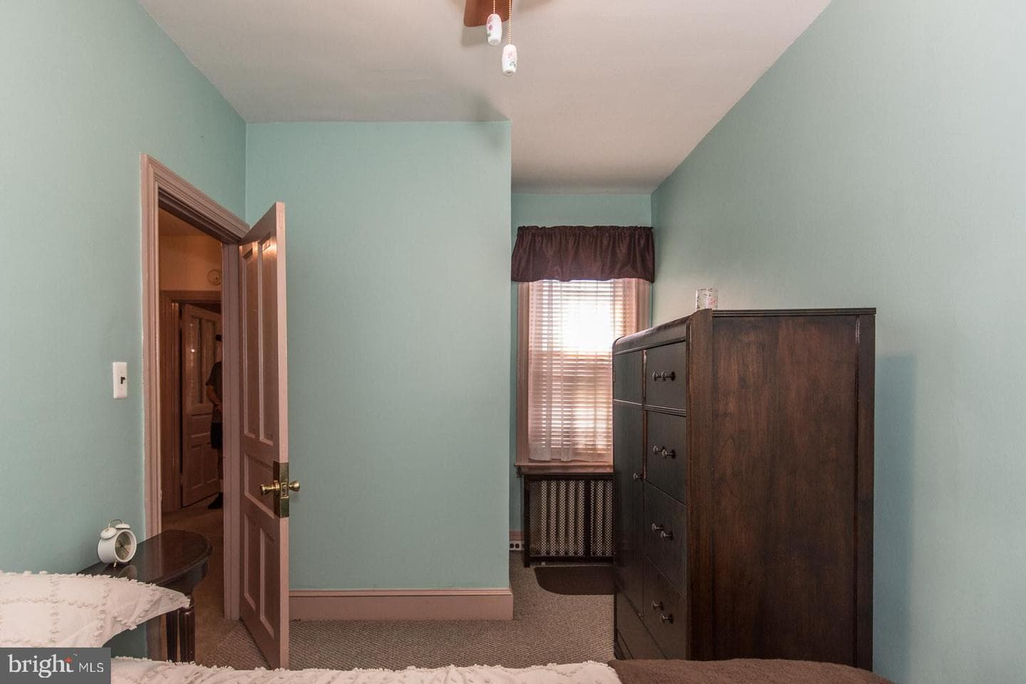 2963 Edgemont Street photo 41