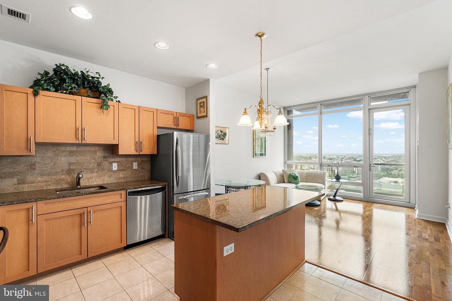 901 N Penn St # F1609, Philadelphia