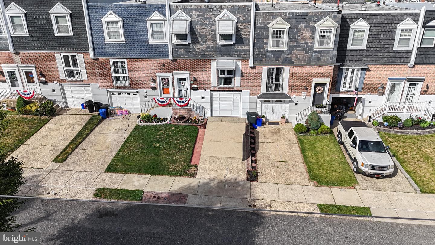 3221 Kilburn Road, Philadelphia