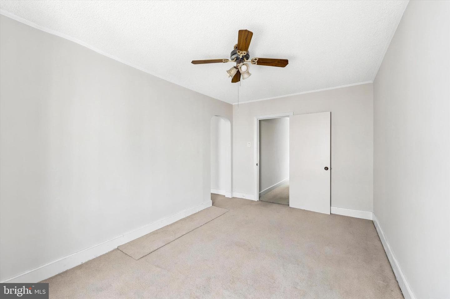 4706 Fowler Street photo 17