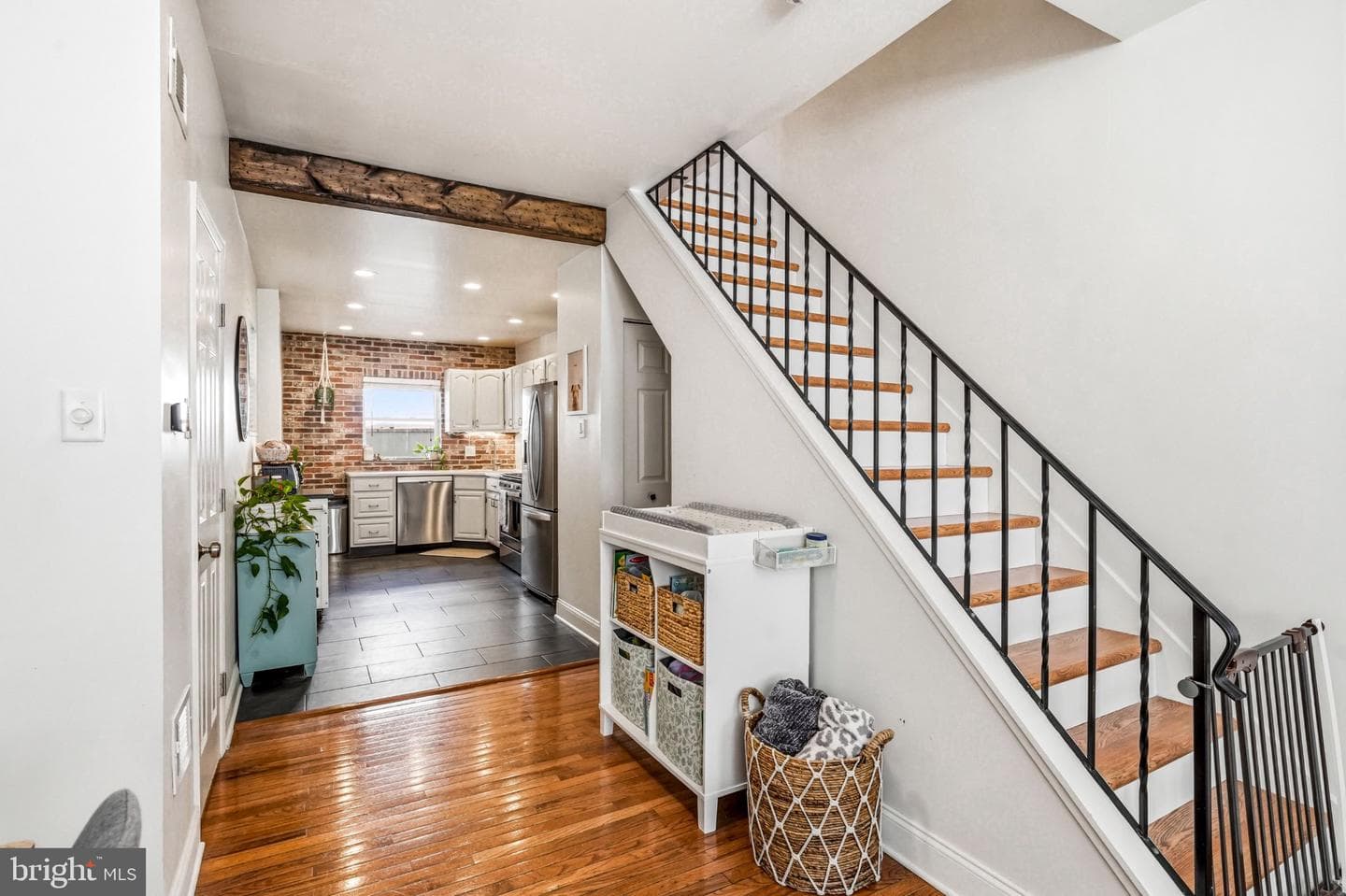 1832 S Sartain Street photo 18