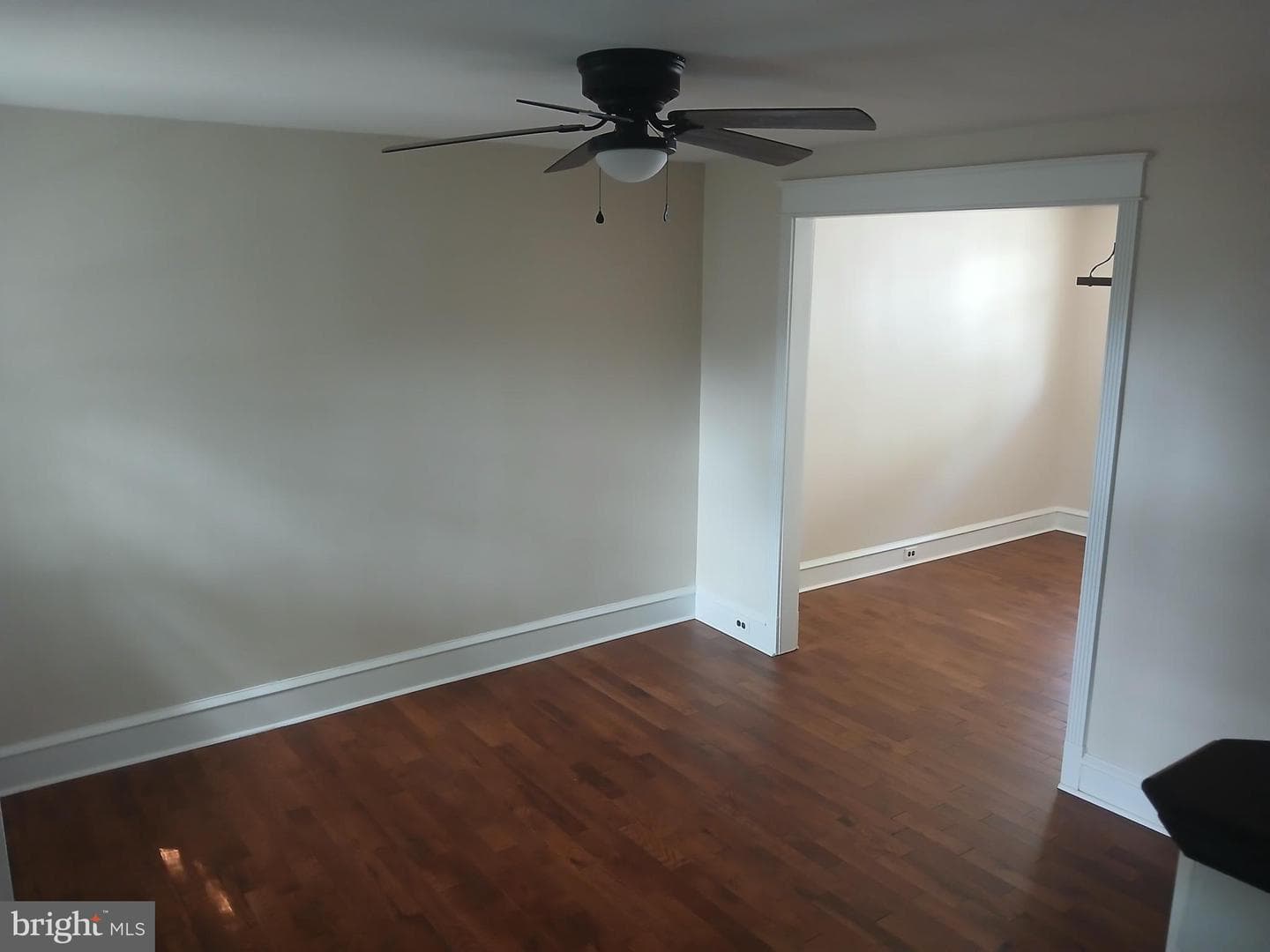 3423 Barclay Street photo 7