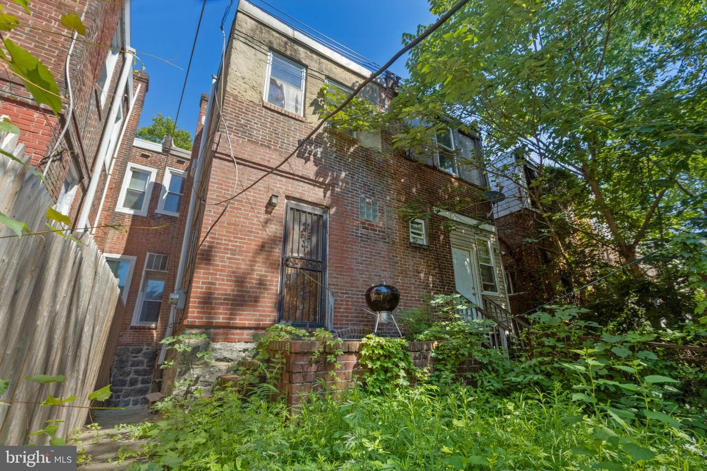 5856 Hadfield Street photo 17
