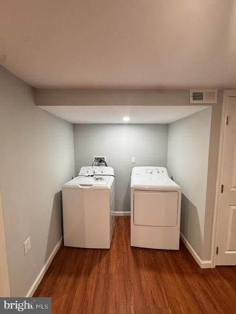 5640 Woodbine Avenue photo 17
