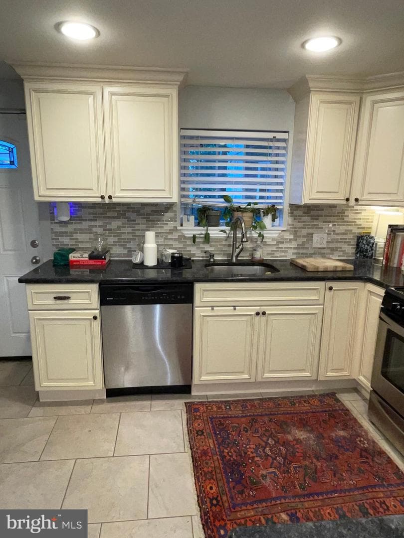 776 S Martin Street photo 12