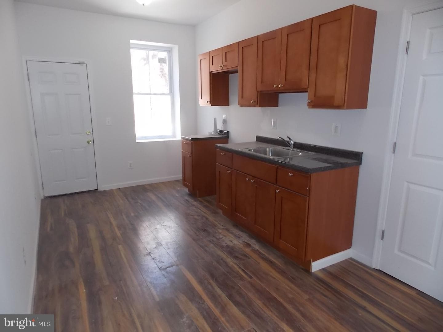 4521 Westminster Avenue photo 4
