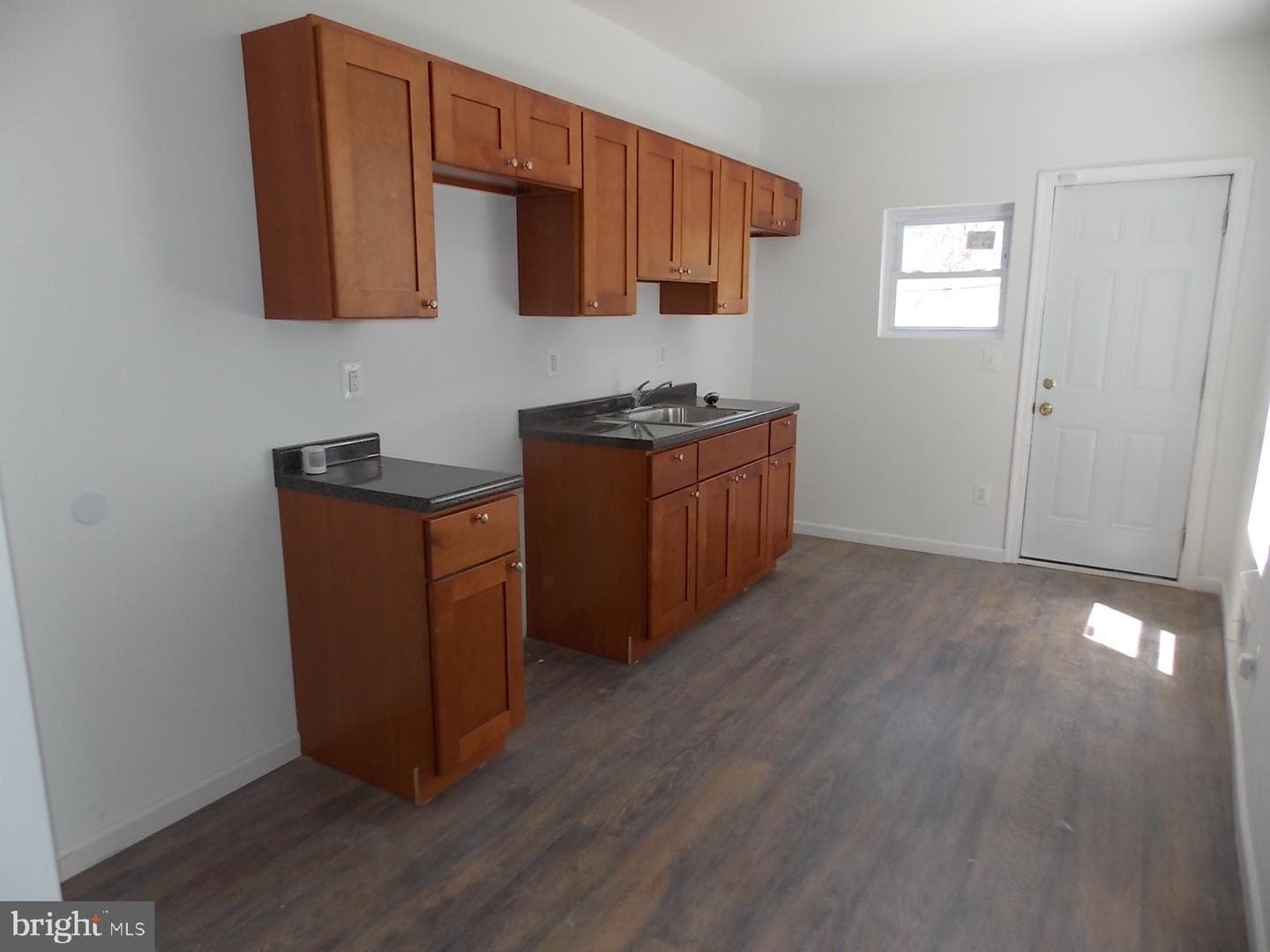 4803 Merion Avenue photo 4