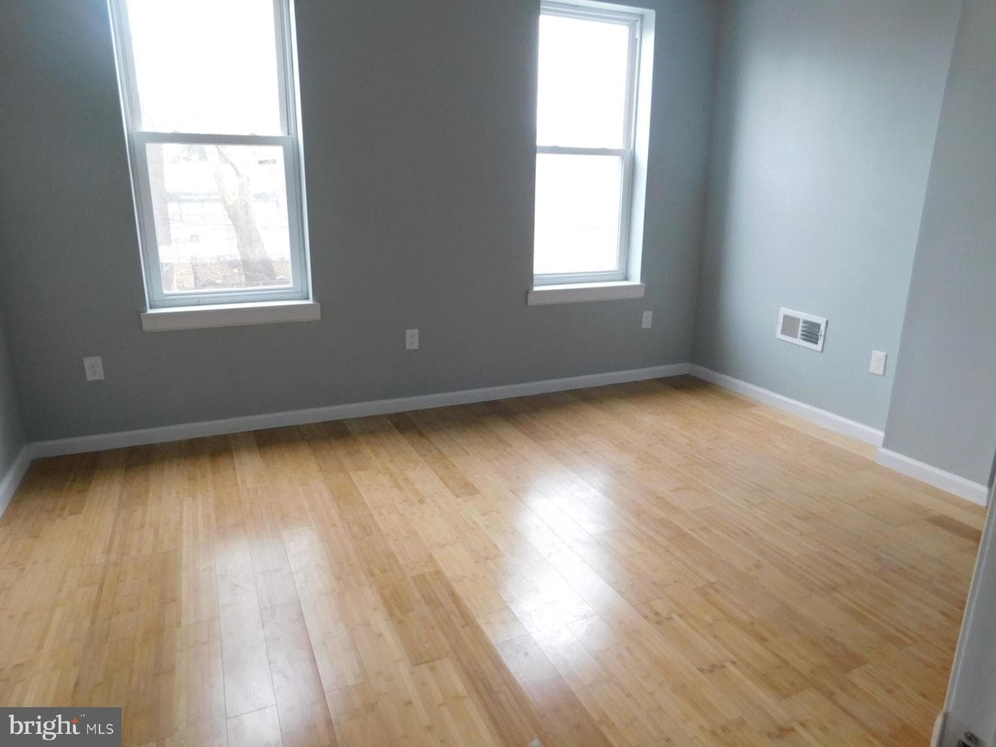 549 N Creighton Street photo 10