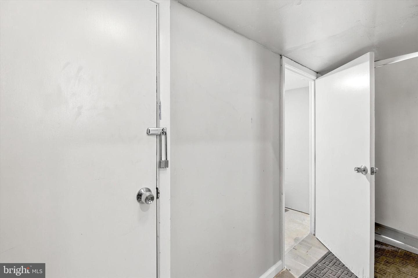 8254 Rodney Street photo 16