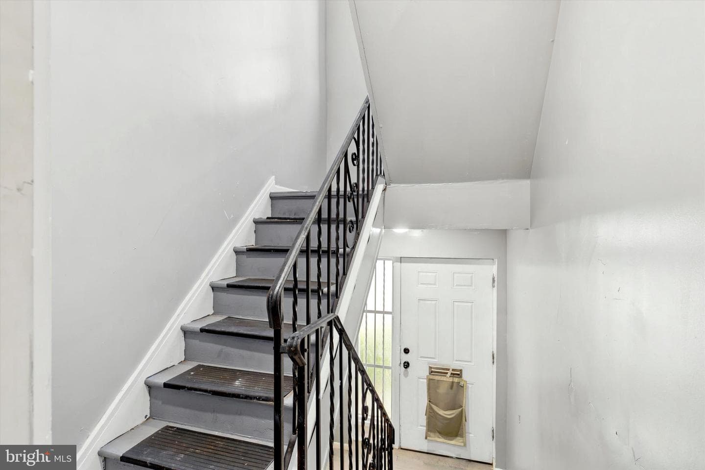8254 Rodney Street photo 19
