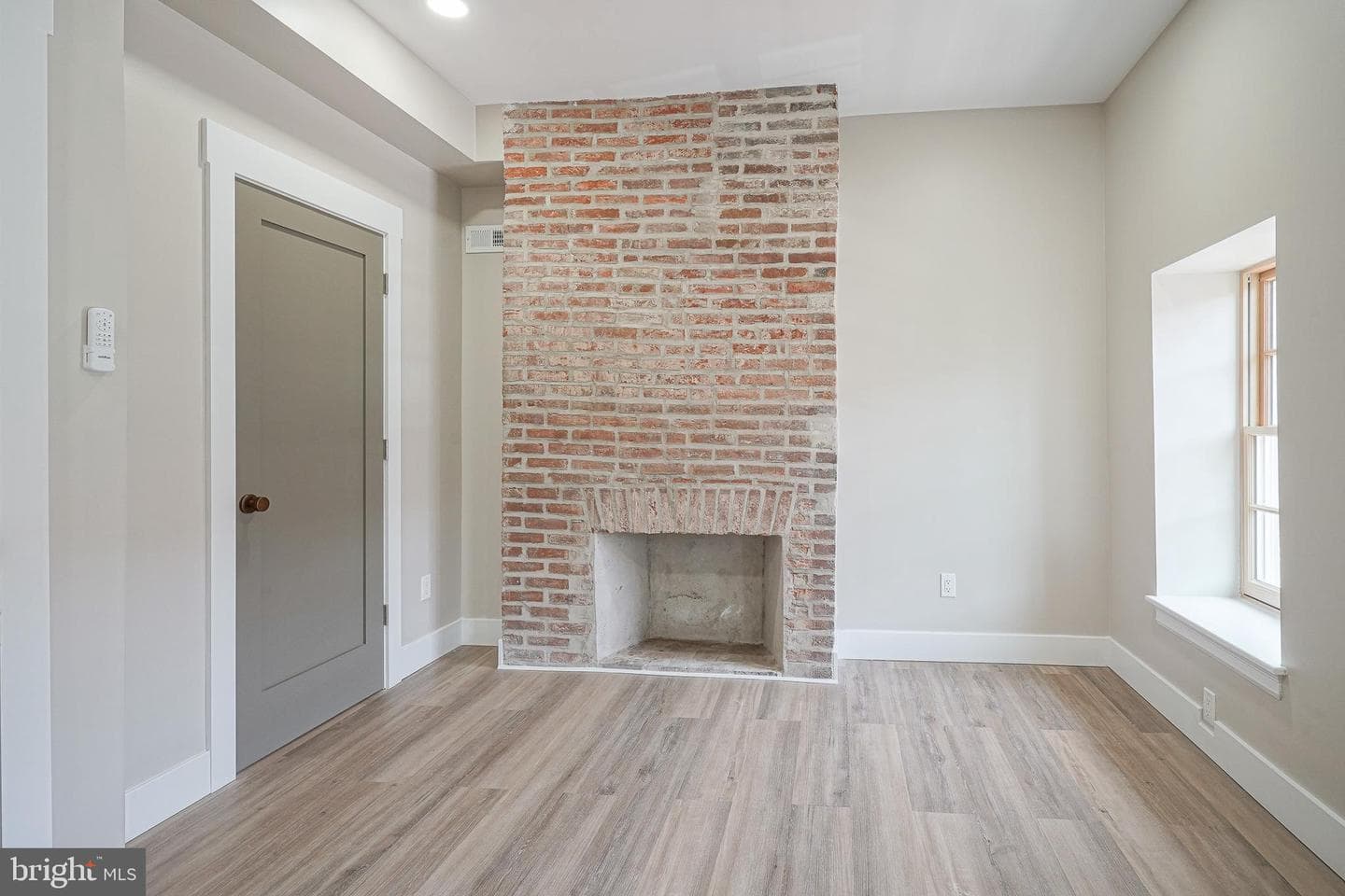 1108 S Front Street photo 26