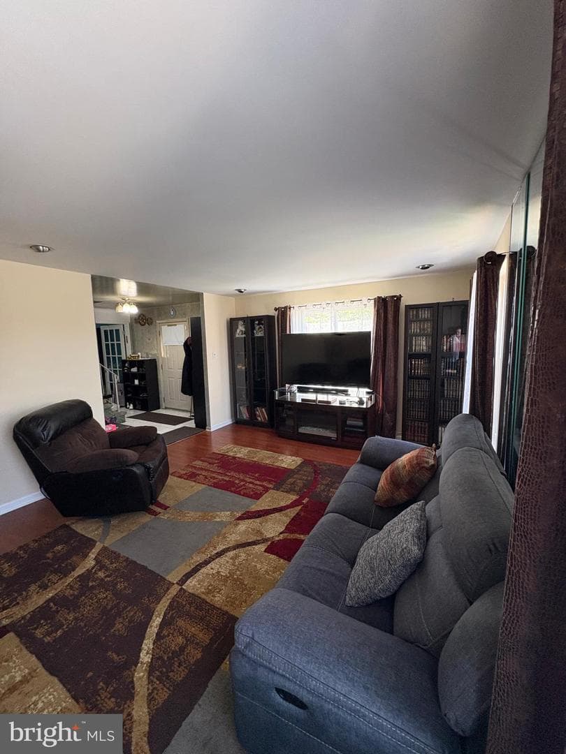 152 Rennard Street photo 15