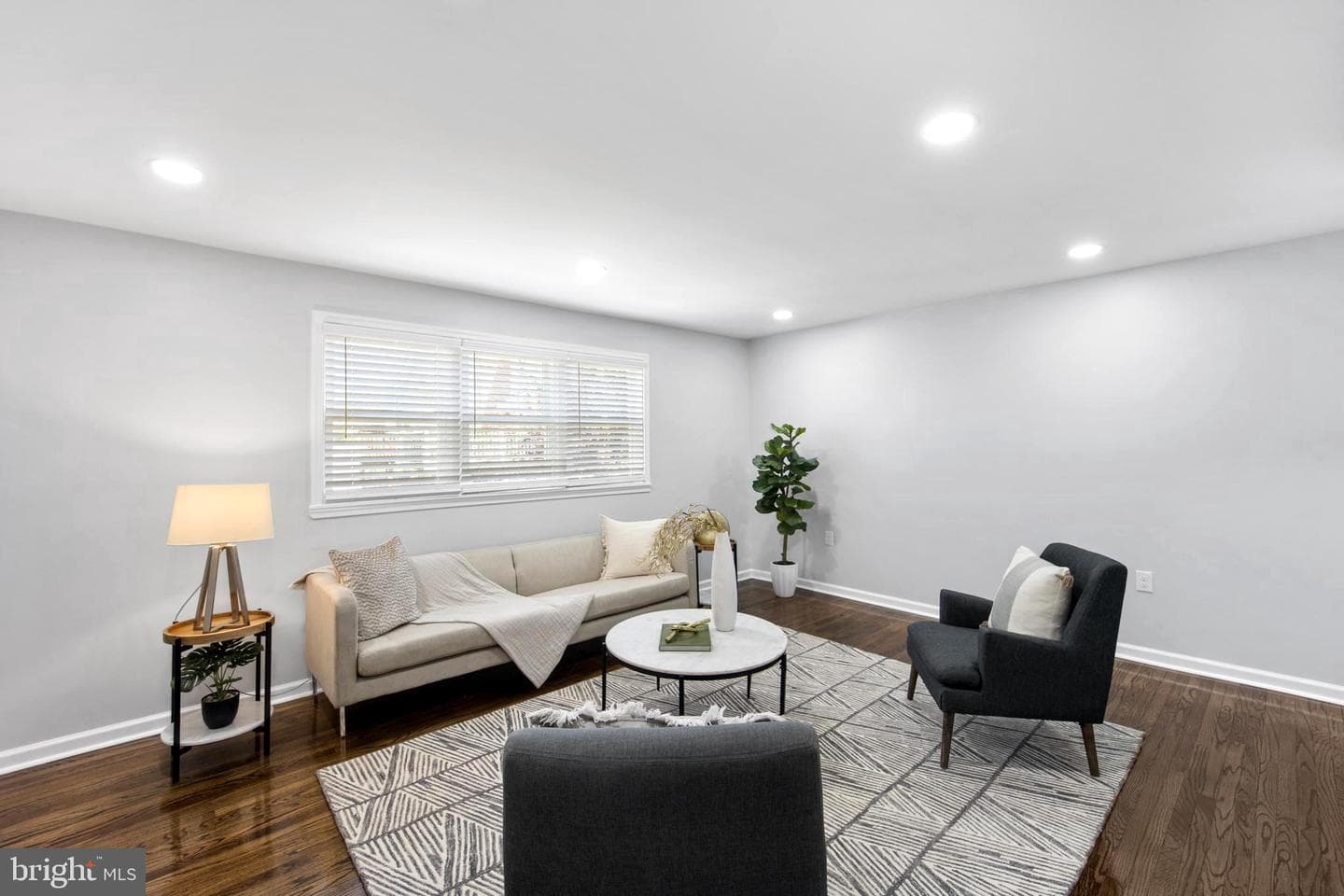 3611 Whitehall Lane, Philadelphia