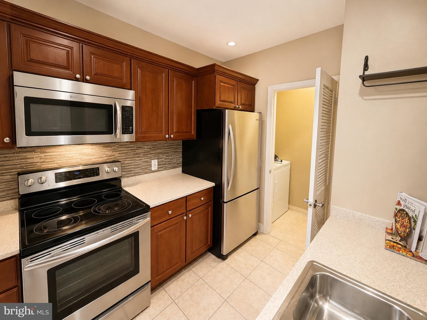 1600 Arch Street #2008 photo 17