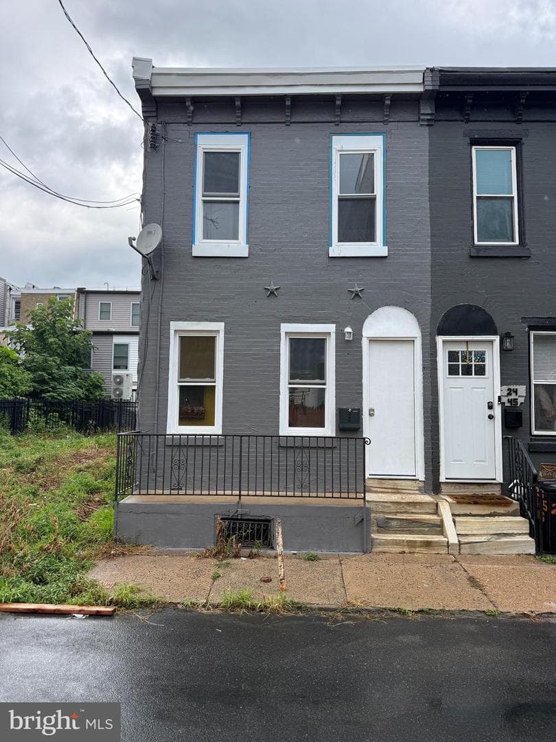 2447 Ingersoll Street, Philadelphia