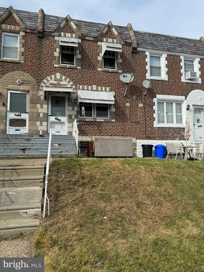 3021 Devereaux Avenue, Philadelphia