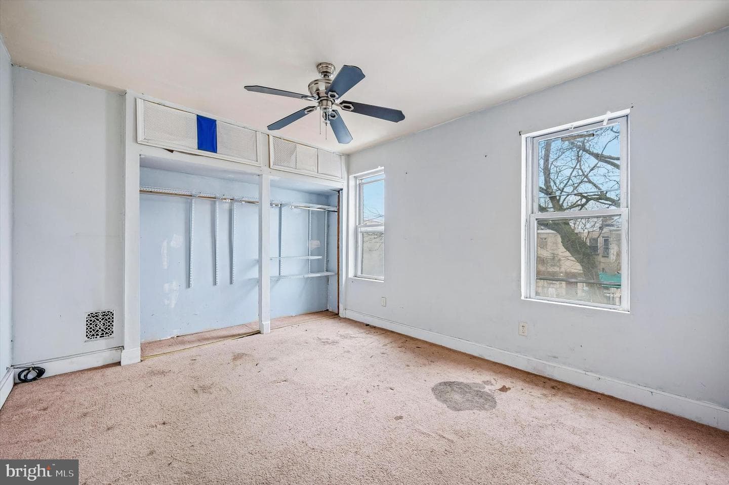 230 N Horton Street photo 20