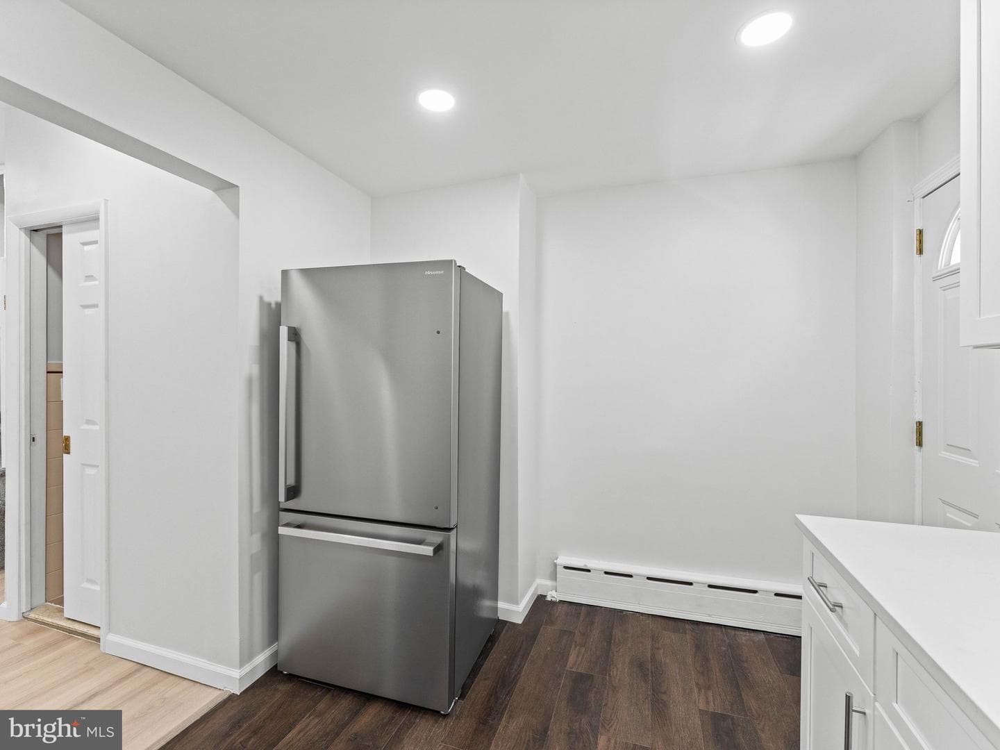 906 S Fairhill Street photo 17