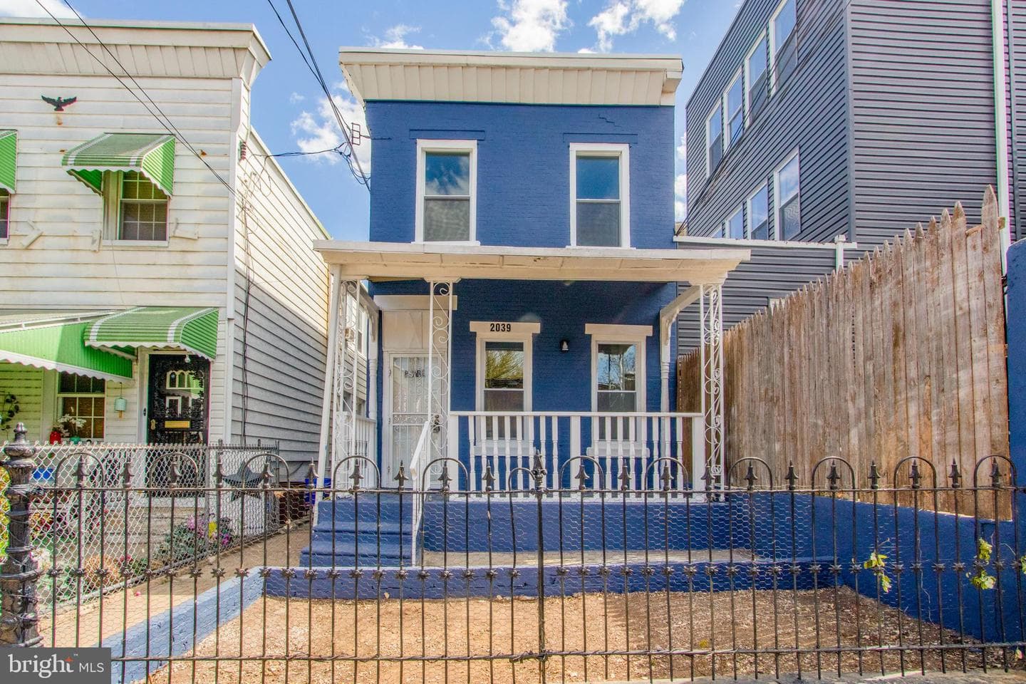 2039 E Clearfield Street photo 2