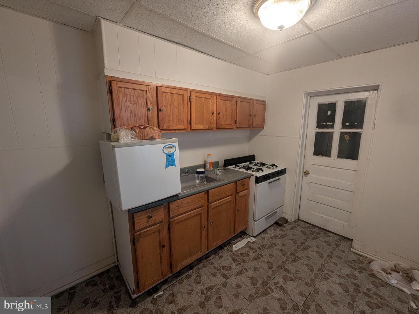 2052 Margaret Street photo 13