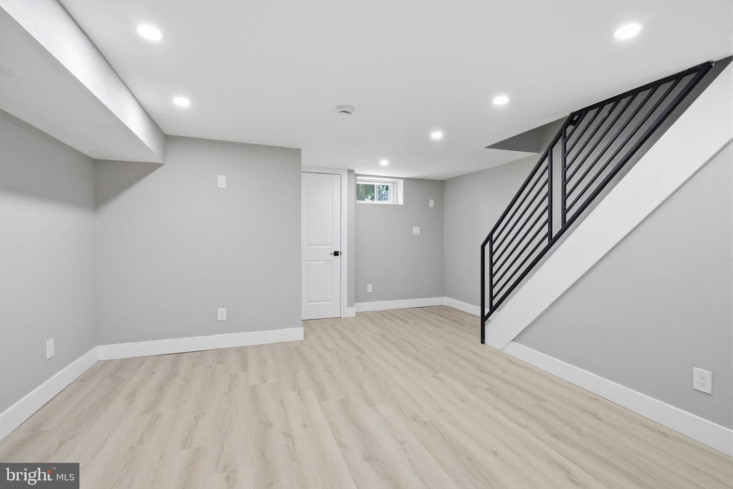 8523 Thouron Avenue photo 29