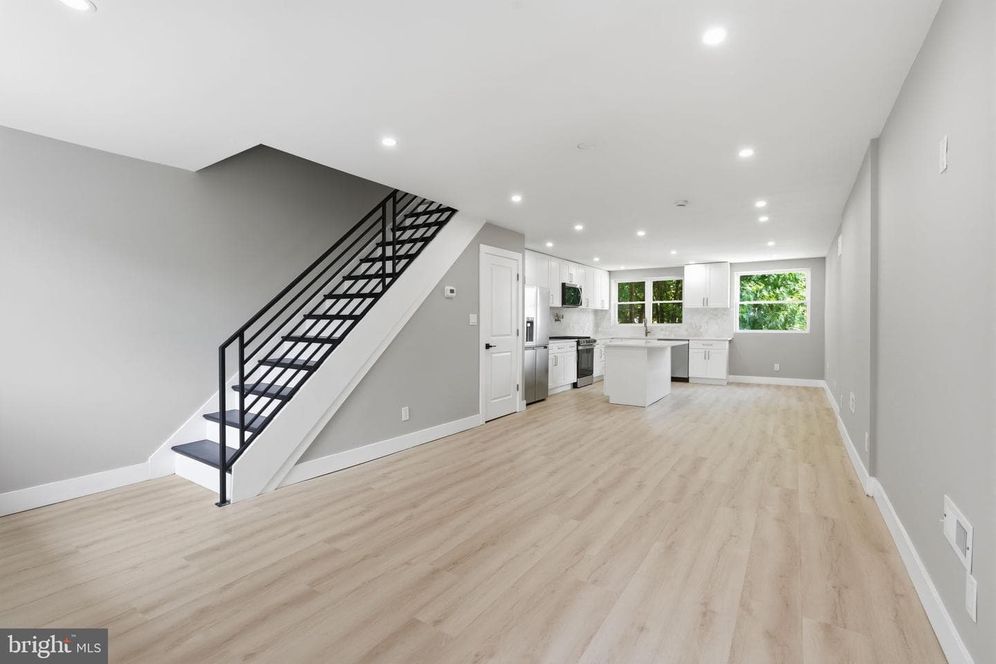 8523 Thouron Avenue photo 5