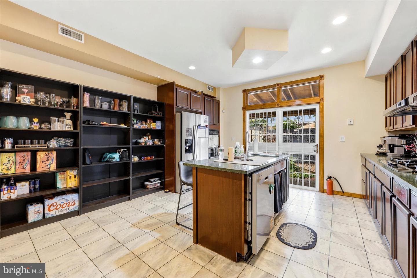 1317 South Street photo 3