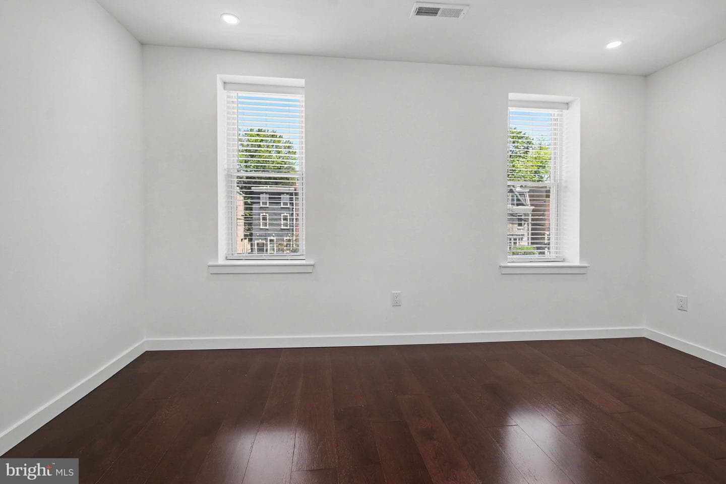 3520 W Allegheny Avenue photo 9