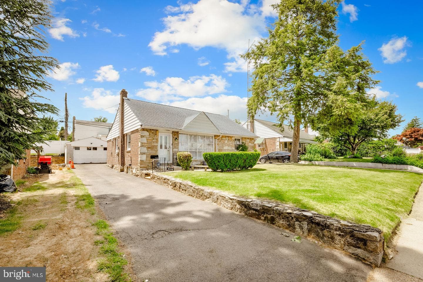 3118 Welsh Road, Philadelphia