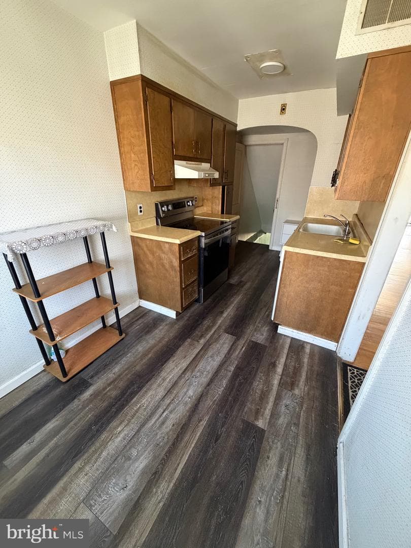 7136 Kindred Street photo 5