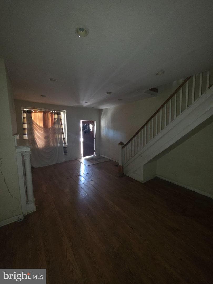 1850 E Orleans photo 18