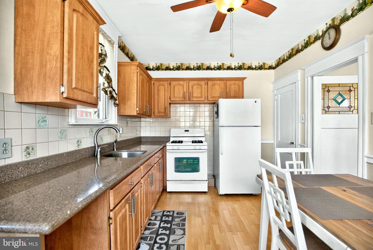 1838 Lansing Street photo 10